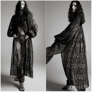 Zara Black Metallic Velvet Lace Duster